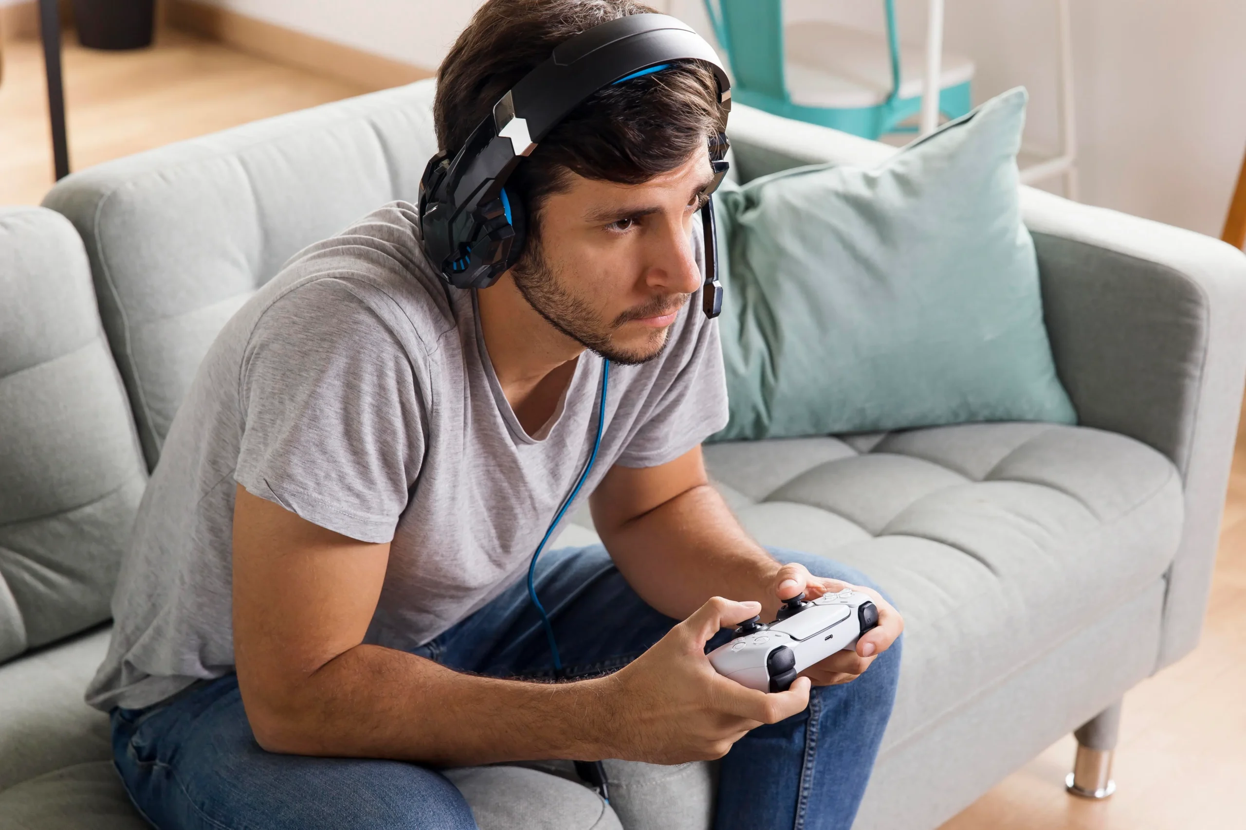 man-playing-with-controller-medium-shot